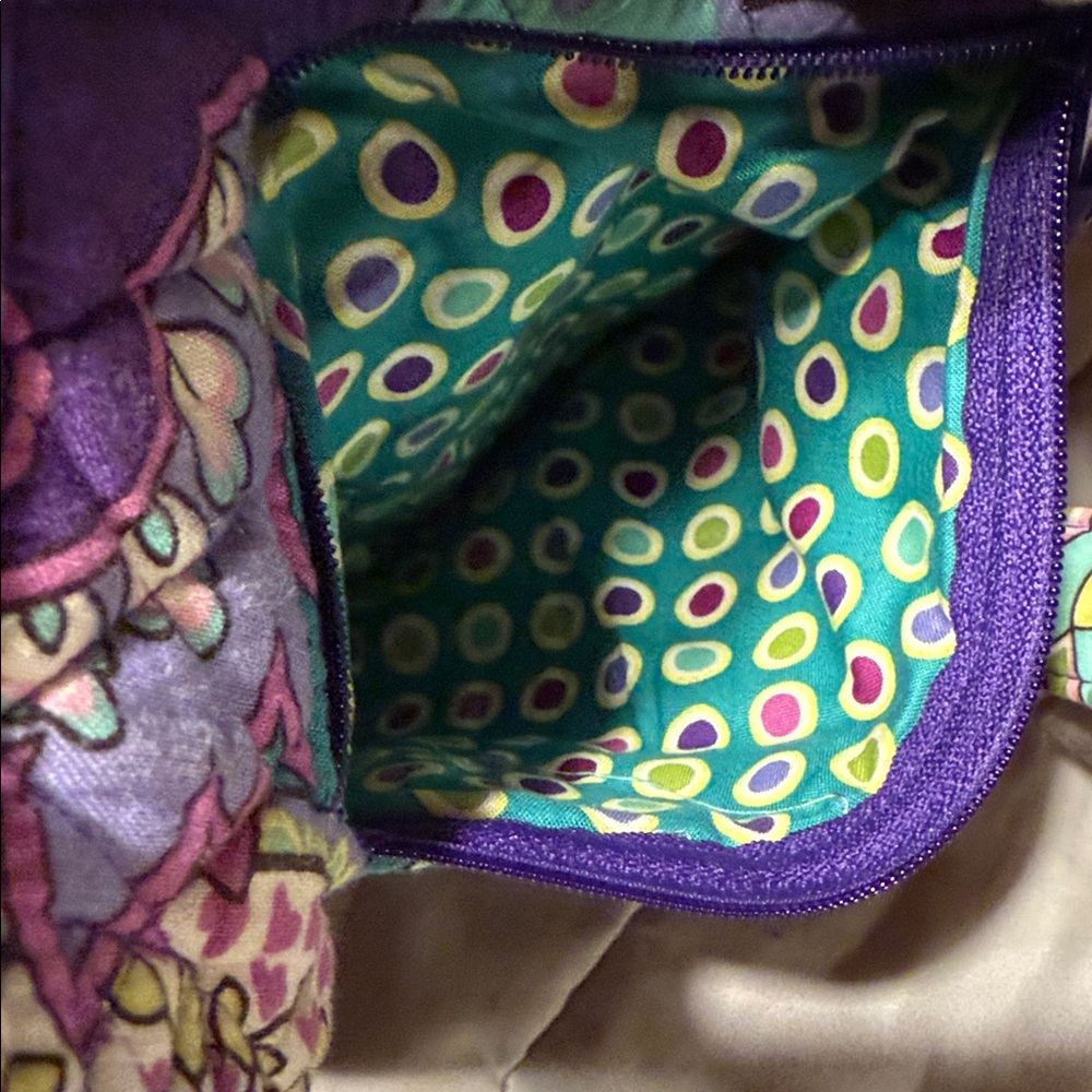 Vera Bradley Vibrant Purple Paisley tote w/matching coin purse. EC - Picture 11 of 12